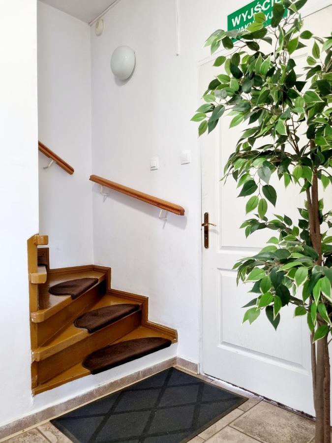 Hostel Primax Познань Экстерьер фото