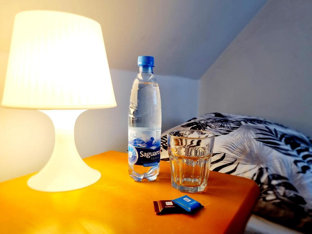 Hostel Primax Познань Экстерьер фото