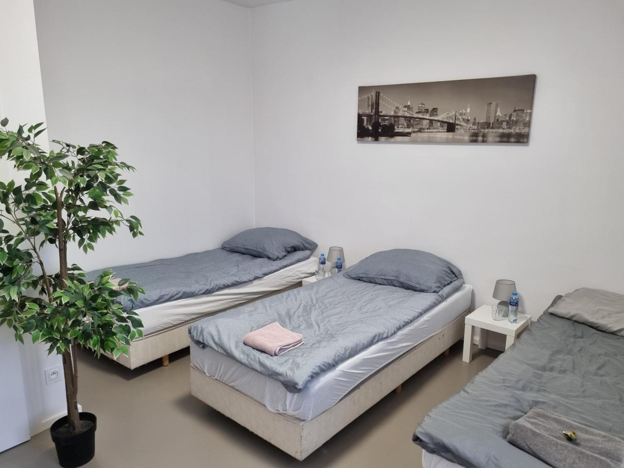 Hostel Primax Познань Экстерьер фото